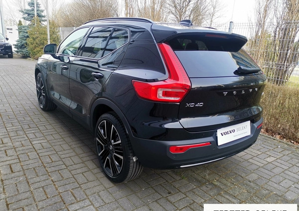 Volvo XC 40 cena 194400 przebieg: 26360, rok produkcji 2023 z Poznań małe 277